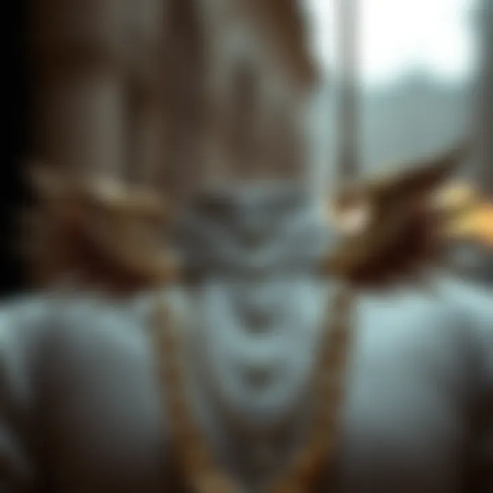 Historical Representation of Winged Chains Historical representation of winged chains in fashion